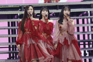 久保史緒里「最高の9年間でした！」叫ぶ！卒業コンサートで松本潤、有村架純ナレーション1