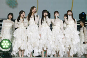 久保史緒里「最高の9年間でした！」叫ぶ！卒業コンサートで松本潤、有村架純ナレーション2