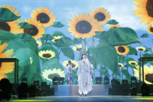 久保史緒里「最高の9年間でした！」叫ぶ！卒業コンサートで松本潤、有村架純ナレーション6