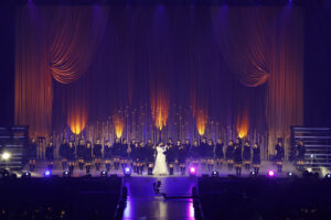 久保史緒里「最高の9年間でした！」叫ぶ！卒業コンサートで松本潤、有村架純ナレーション33