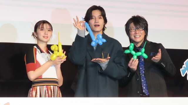 左から　上白石萌歌さん・佐野晶哉さん（Aぇ!group）・森川智之さん