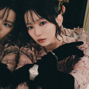 宮﨑優がホリデーを共に過ごす　シルバーに輝くDIESELのジュエリー