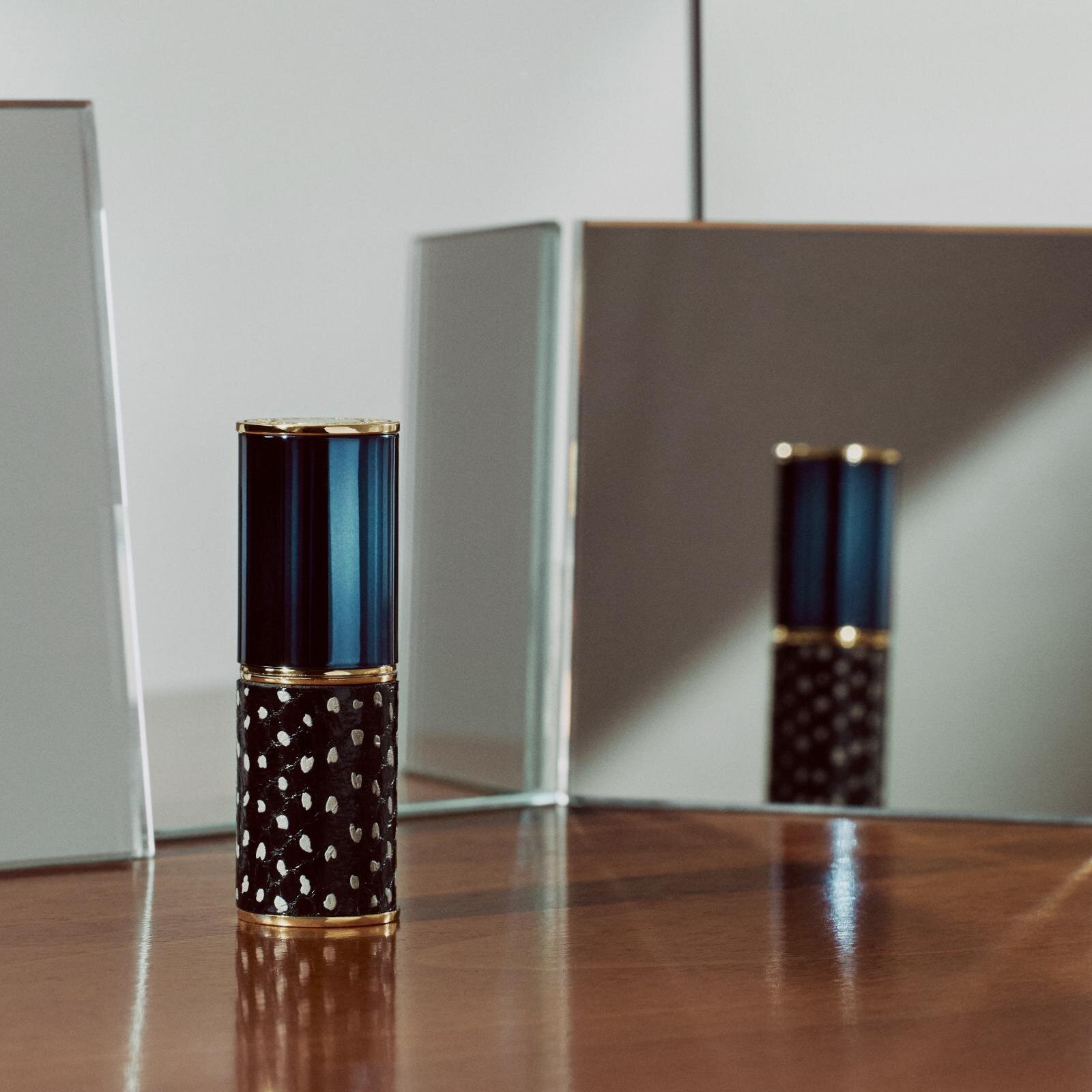 「メッツァノッテ ブルー」6,160円＜限定品＞※リフィル別売り