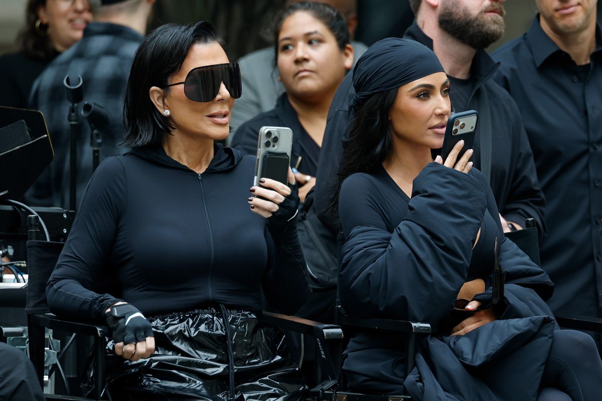 娘のキムと並ぶと姉妹にも見える。Photo FilmMagicGetty Images