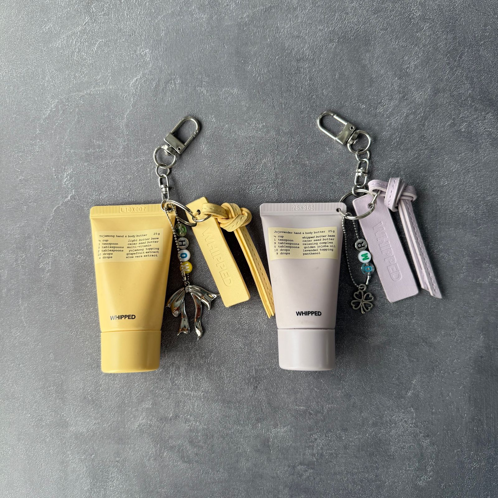 WHIPPED ハンド＆ボディバター ミニチューブ（レザーキーチェーン＆イニシャルセット）25g...