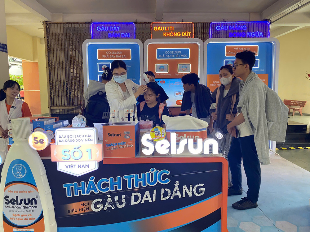 ロート製薬が展開する薬用フケ止めシャンプーも人気