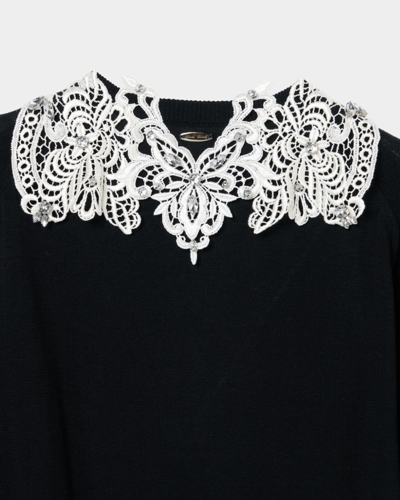 タナカダイスケ“レース襟”セーラーカーディガンや歪んだリボンのモヘアニット、渋谷パルコで｜写真2