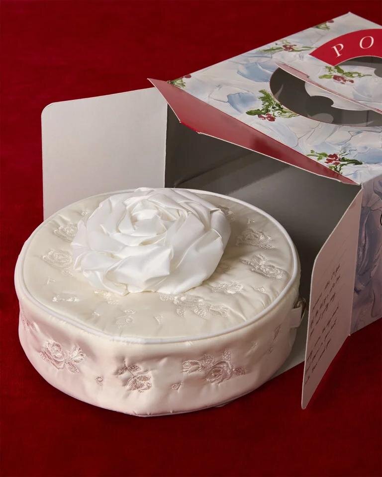 「ローズクリームケーキバッグ」19,800円