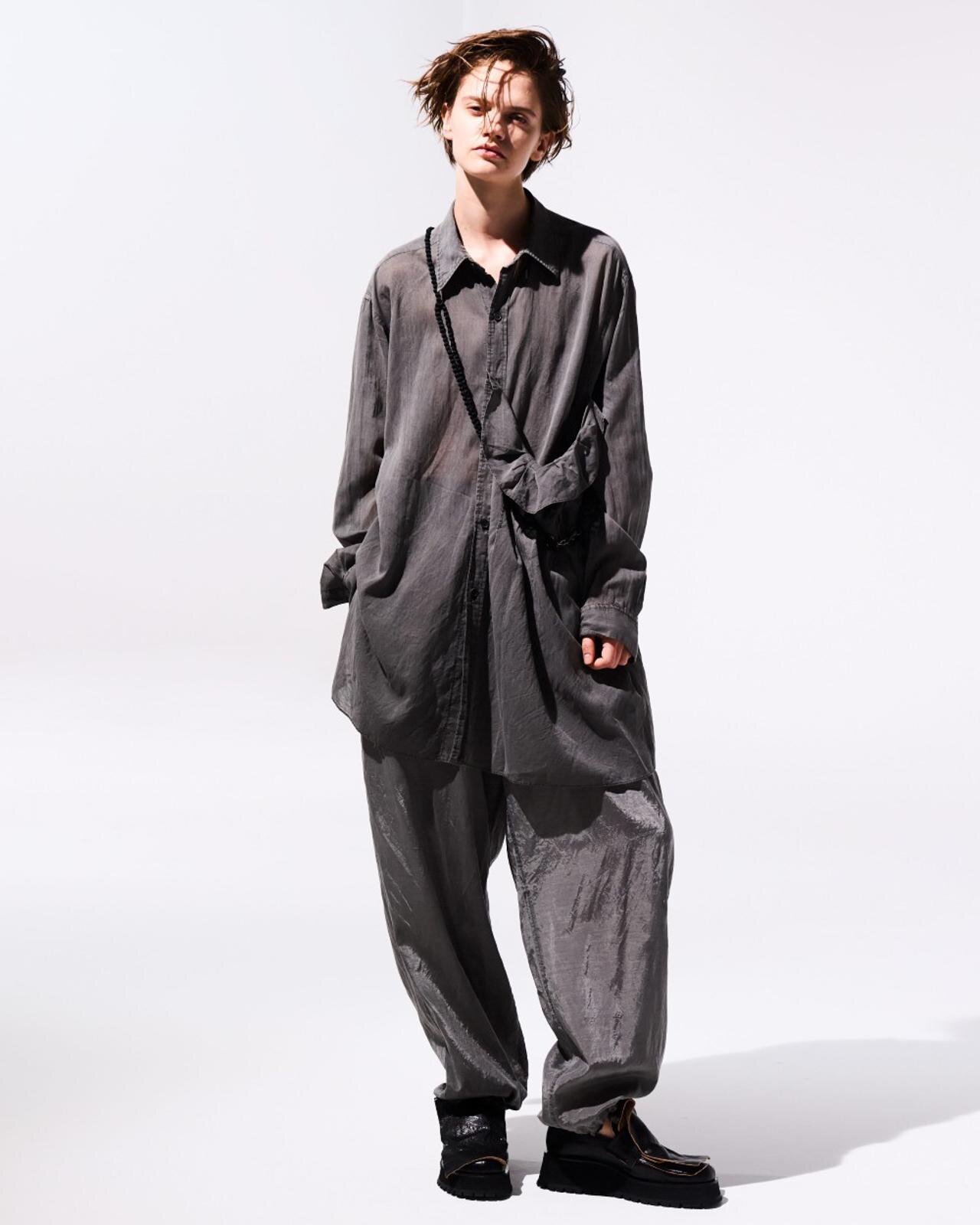 Y's 2026年春夏コレクション - 軽やかで強い佇まい｜写真48