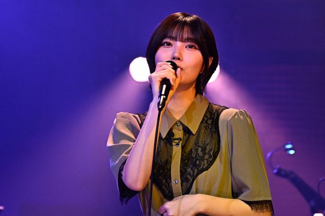 『Spicy Sessions』に出演する中西アルノ