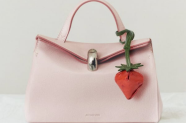 ジャックムス、新作バッグ「ル・ヴァレリー」を発表　米カリフォルニアに新店舗を加え、ファッション帝国を拡大 - FashionNetwork 日本