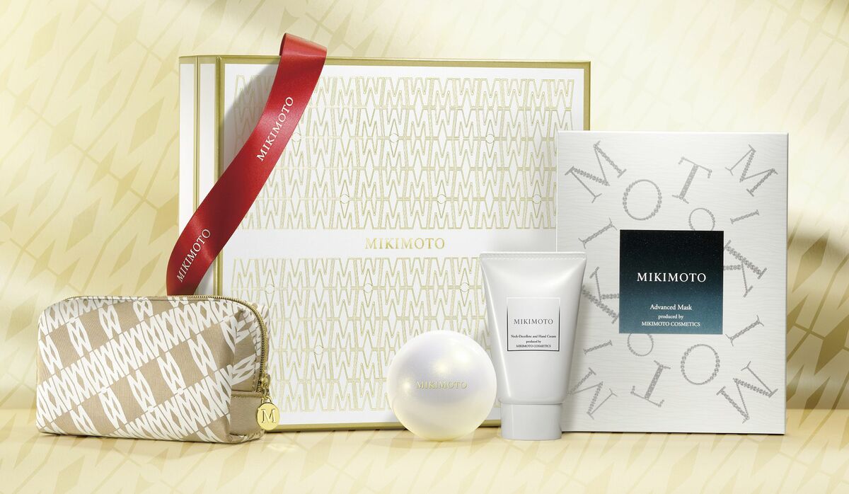 【2025 クリスマスコフレ】“真珠” を思わせる艶やかな仕上がりに…『ミキモト ホリデー デラックス セット』限定発売! 【2025 クリスマスコフレ】“真珠” を思わせる艶やかな仕上がりに…『ミキモト ホリデー デラックス セット』限定発売!