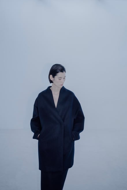 Mame Kurogouchi Basicsのルック画像