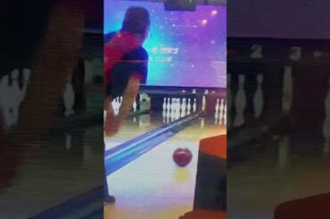 #short　このボール凄くない？。裏に行ってセブンピンまで曲がって全部ぶっ飛ばしちゃったよ。凄いね。(^^♪