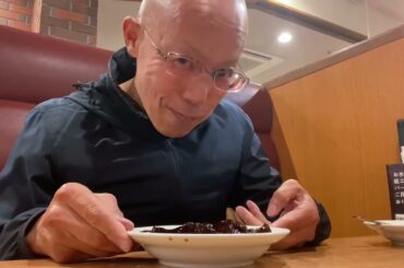 【柴犬飼い主55歳】飼い主また食べる！