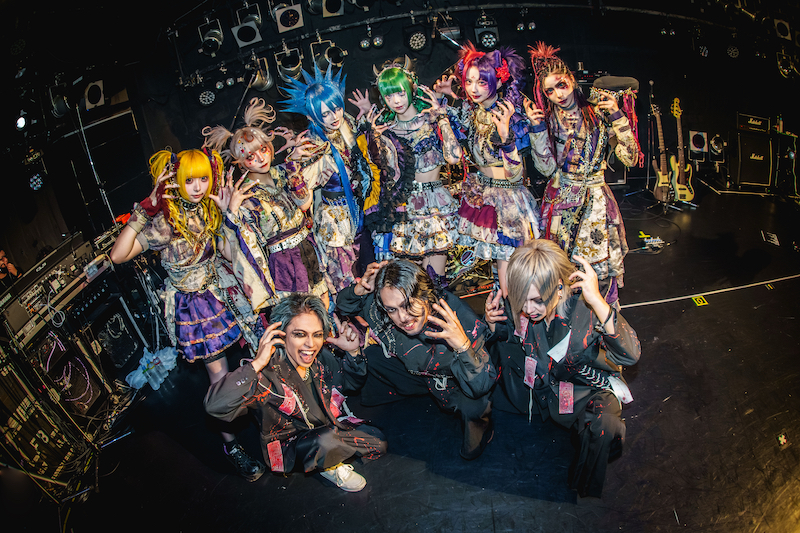 【ライブレポート】呪イ系アイドル・マザリ、最狂の1周年「盛大に呪い混ざろうか!」 | BARKS 【ライブレポート】呪イ系アイドル・マザリ、最狂の1周年「盛大に呪い混ざろうか!」 | BARKS