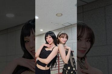 #YEJI is burning 𝓗𝓞𝓣🐈‍⬛🖤 #LE_SSERAFIM #르세라핌 #KIMCHAEWON #김채원 #LE_SSERAFIM_HOT ❤️‍🔥 #ITZY #MIDZY #예지