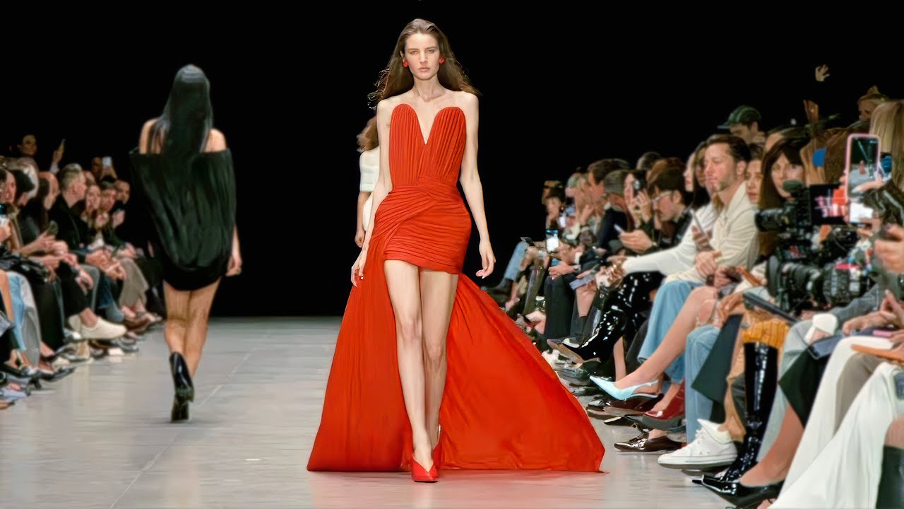 Stella McCartney | Spring/Summer 2026 | Paris Fashion Week thumnail