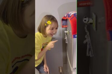 絶対絶命夏川さんで遊ぶ夏川さん #夏川椎菜 #絶対絶命夏川さん#CRACKandFLAP