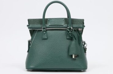 メゾン マルジェラのクリスマス2025【価格別】男性・女性問わず使える財布やジュエリー - ファッションプレス