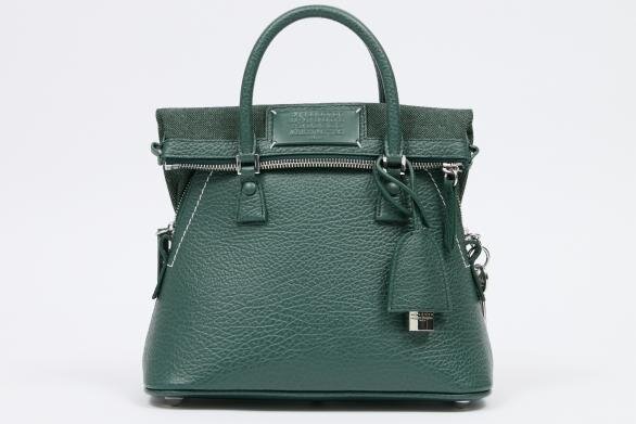 メゾン マルジェラのクリスマス2025【価格別】男性・女性問わず使える財布やジュエリー – ファッションプレス メゾン マルジェラのクリスマス2025【価格別】男性・女性問わず使える財布やジュエリー - ファッションプレス