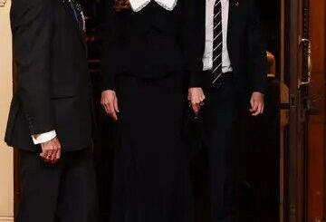 キャサリン妃に学ぶ、スマートなドレスアップスタイル【おしゃれな大人は何着てる？海外ファッションSNAP vol.05】