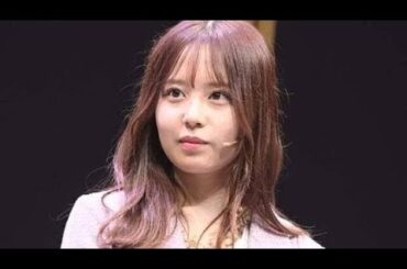 乃木坂46佐藤璃果、美肩輝くオフショルニットワンピ姿披露「レベチな可愛さ」「目が釘付け」と反響