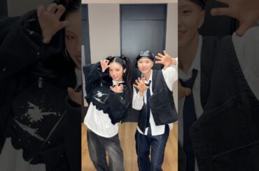 #AirChallenge 는 예지와 #세븐틴 #호시 선배님처럼 해 봐요 Just like this💫#ITZY #YEJI #예지 #YEJI_AIR #SEVENTEEN #HOSHI