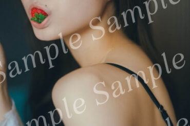 乃木坂46梅澤美波2nd写真集、特典ポスター＆ポストカード全21種公開 | ORICON NEWS | 国内海外のニュース