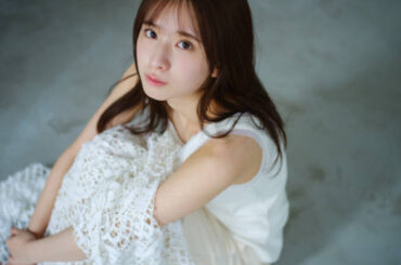 乃木坂46菅原咲月、ピュアな魅力が際立つホワイトコーデを披露！副キャプテン任命後の1年を語る | ニコニコニュース