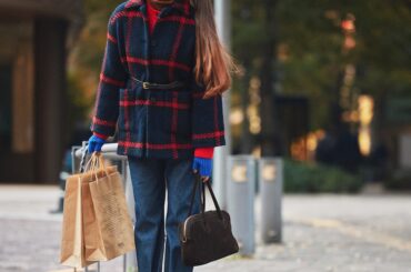 これぞ名品デニム！《リーバイス》501をレディに着て、気分はパリジェンヌ【FUDGE 1月号連動企画-オシャレな“あの子”をお手本に | DAY 01】 | FUDGE FRIEND | ファッション