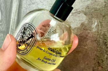 冬の乾燥に効く。“エディター愛用の美容オイル”5選──ディプティック、ザ・ギンザ、コモエース、バイオイル | Vogue Japan