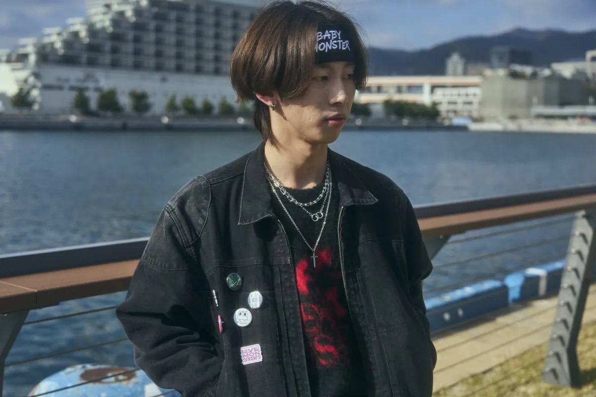 BABYMONSTERファンのライブファッションがすごかった！「HOT SAUCE」なりきり多発のMONSTIEZスナップを神戸ファイナルで敢行