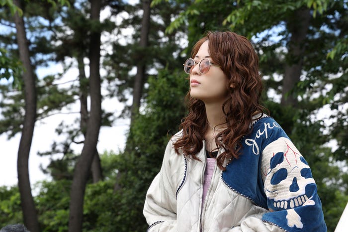 岩本蓮加「ふたりエスケープ」第2話（C）田口囁一・一迅社／「ふたりエスケープ」製作委員会