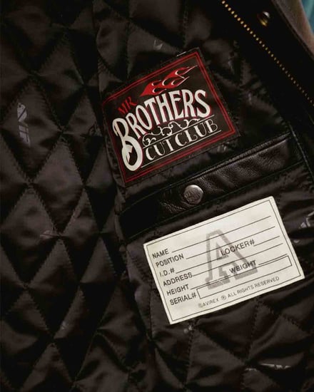 レザージャケットの内側