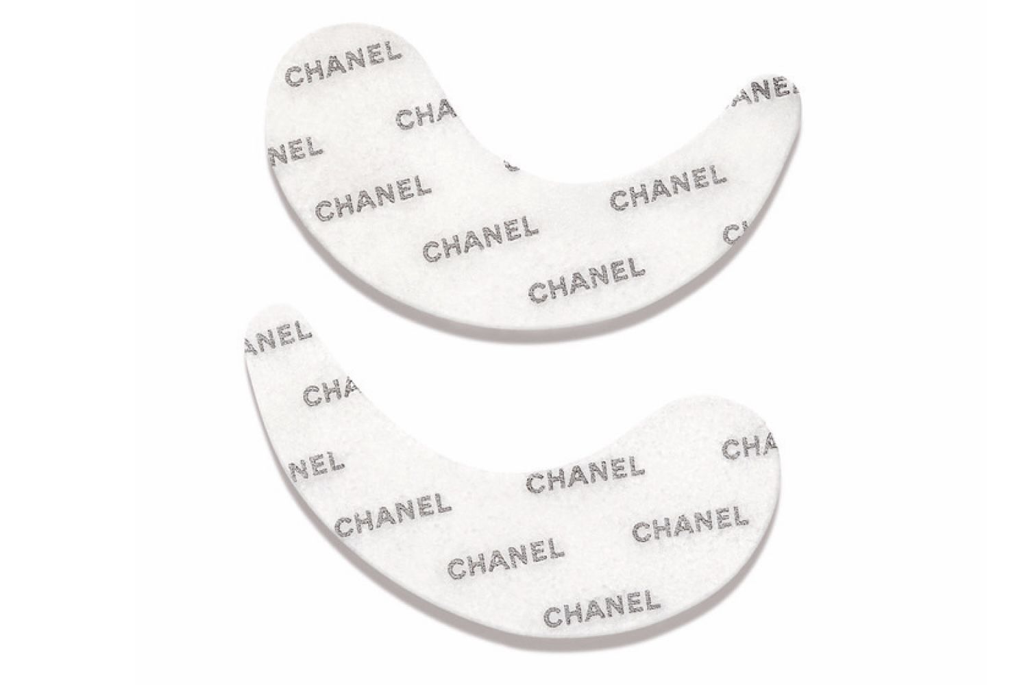 シャネル【2025年秋冬スキンケア】セレブを手本に目もとの肌をピンと覚醒。ハリ感を諦めない最新アイケアコスメ5選