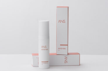 『ANS.（アンス）リポレチノセラム(R)』が『4MEEE Smart Beauty Award 2025』美容液部門大賞を受賞