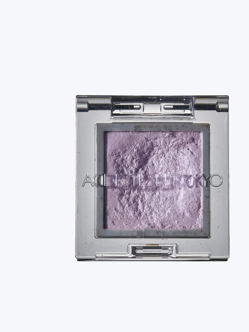 powder eye shadow in a compact case