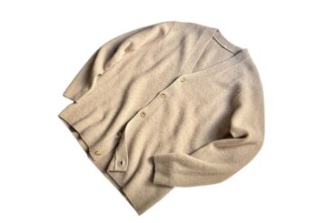 今こそ狙い目！ムジラボの縮絨ウールVカーデが"買い"な理由 | FORZA STYLE｜ファッション＆ライフスタイル[フォルツァスタイル]