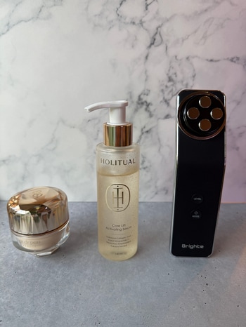 寝落ち、寝不足、飲み過ぎをなかったことに!「絶好調ですけど?」を偽装できる真冬のお助け3品【ファンデ・美容液・美顔器】_img0