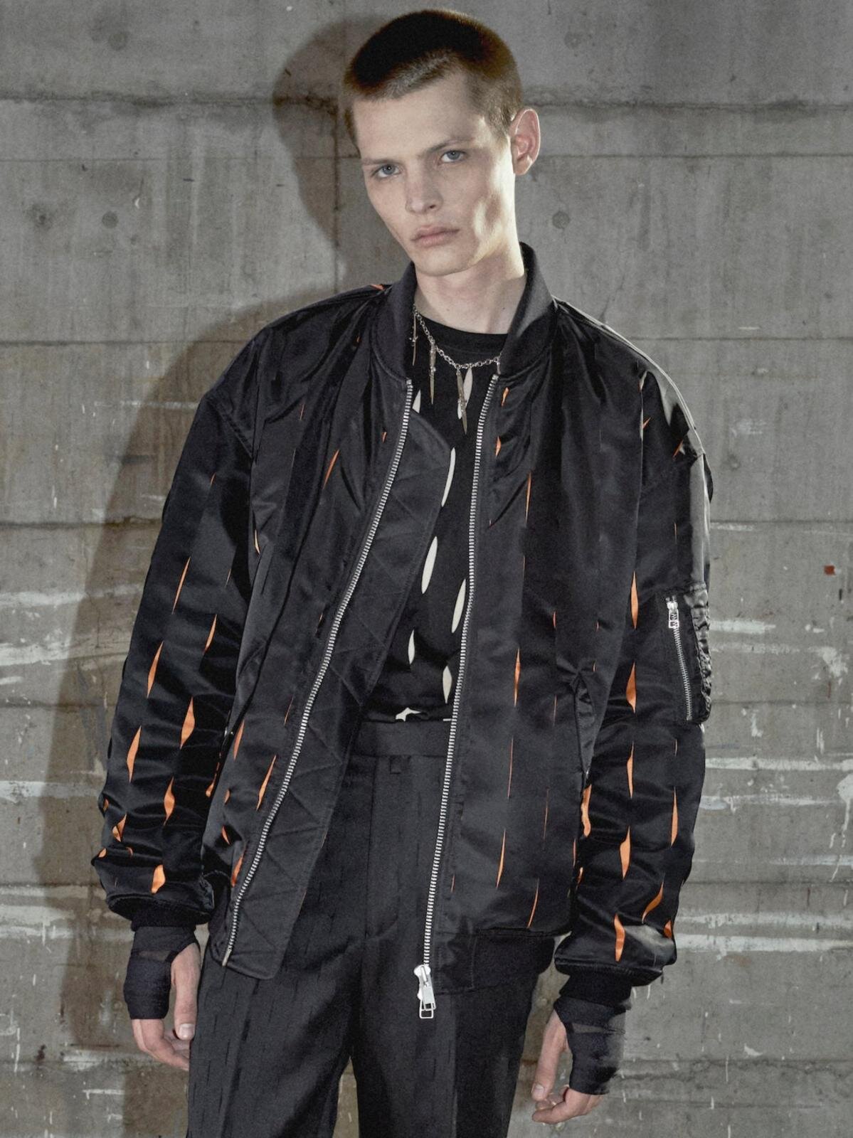 5TH ナイフネックレス 220,000円