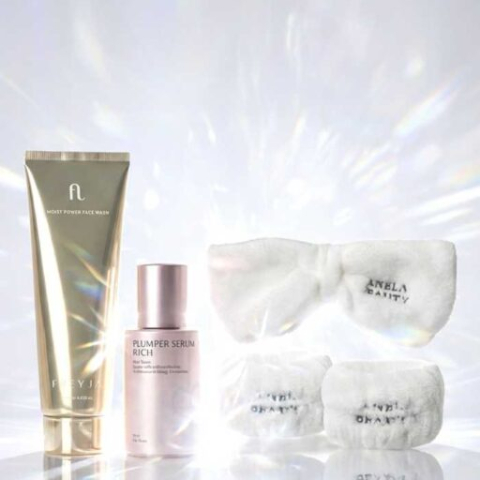 ANELA BEAUTY美容液が進化♡数量限定HOLIDAY SETで“年齢サイン*¹”にアプローチ