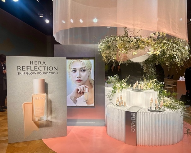 新製品発表会の会場内の様子