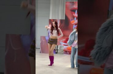 「♡Emotion」M/V Shooting Behind The Scenes💙#NINA#NiziU#NiziU_NewEmotion #NiziU_ෆEmotion#にゅーえも #らぶえも