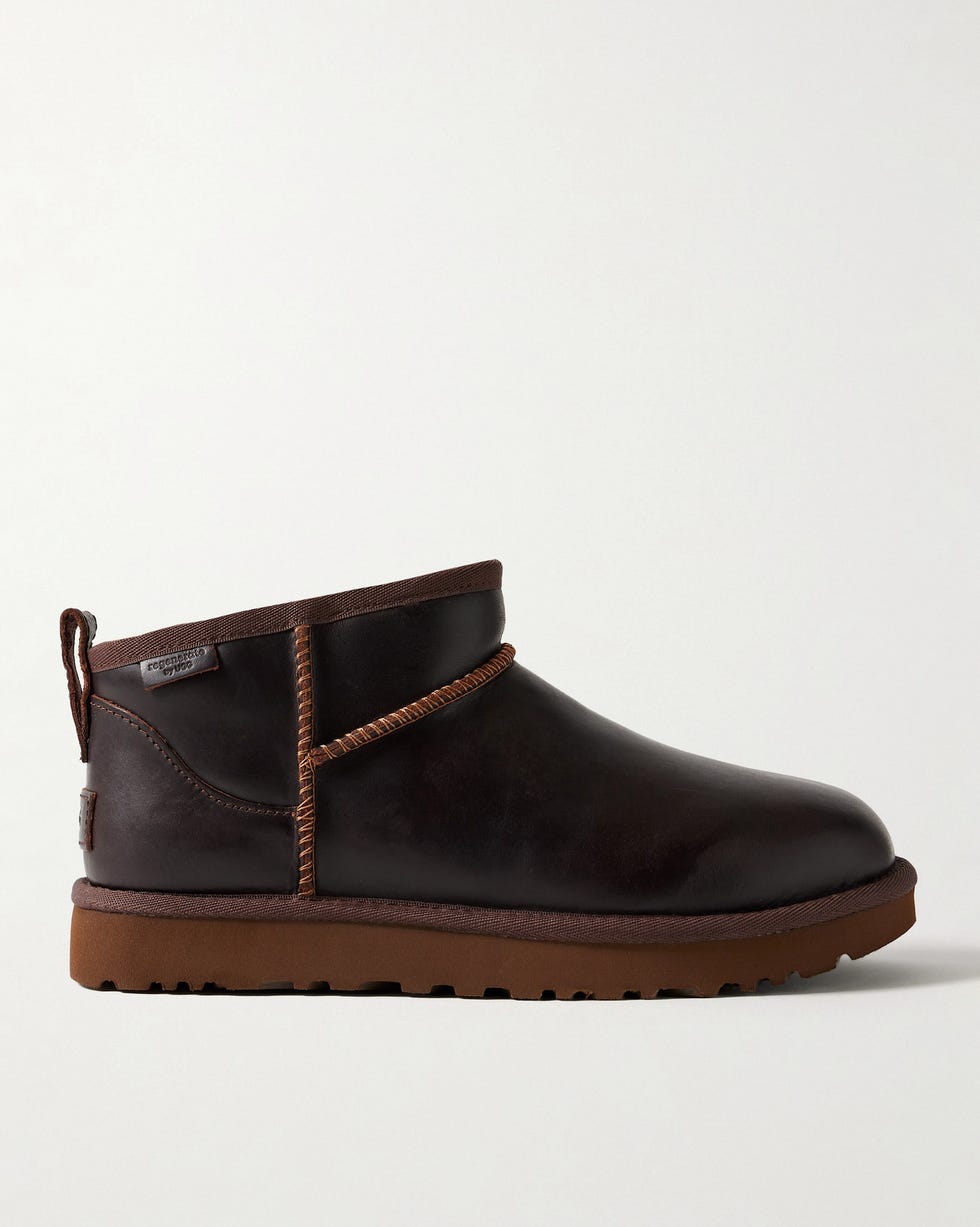 UGG - Classic Ultra Mini Leather Ankle Boots - Chocolate