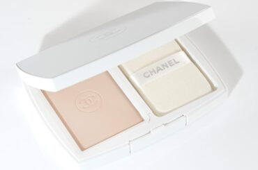 シャネル2026年春コスメ"ベストセラー"美白パウダリー ファンデーションがリニューアル - ファッションプレス