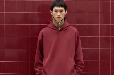 ユニクロ：シー2026年春夏＜メンズ編＞寒色オーバーサイズシャツやフルジップニットなど全10型 - ファッションプレス