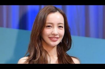 「板野友美の私服が可愛すぎる…CHANEL×ZARAの神コーデに称賛殺到✨」#板野友美#ともちん#芸能ニュース#私服コーデ#CHANEL#ZARA#ママでも可愛い#美脚#話題#ファッション