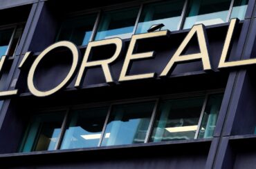 ロレアル、インドに美容技術ハブ設立へ　30年までに2000人雇用 | ロイター