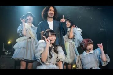 【ライブレポート】清 竜人25新年初ライブでfemme fataleと親族対バン、さきなは全編踊りっぱなし